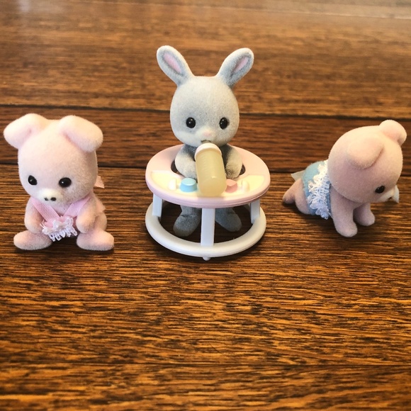 Calico Critters Other - Calico Critters Baby Bunny and Pigs